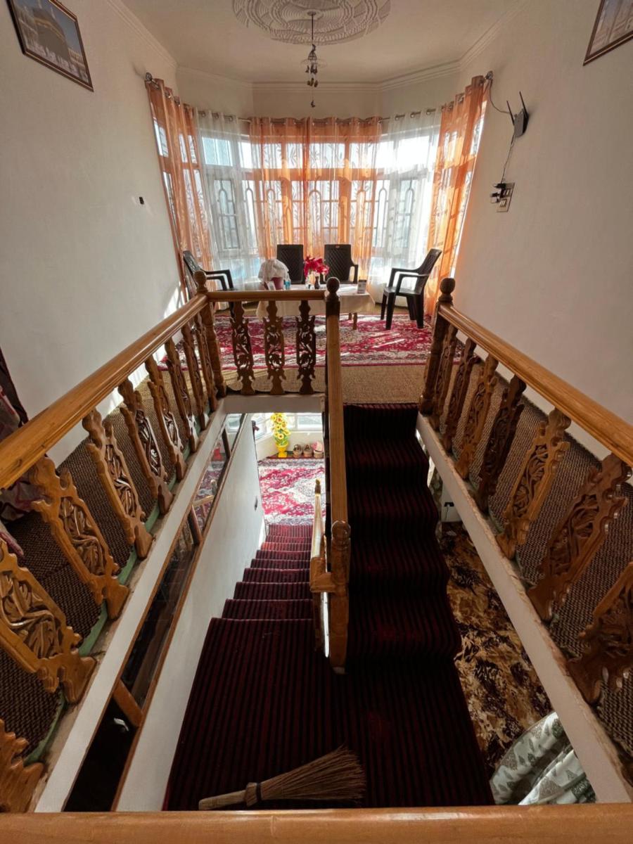 Suitetrails - Everest Guest House