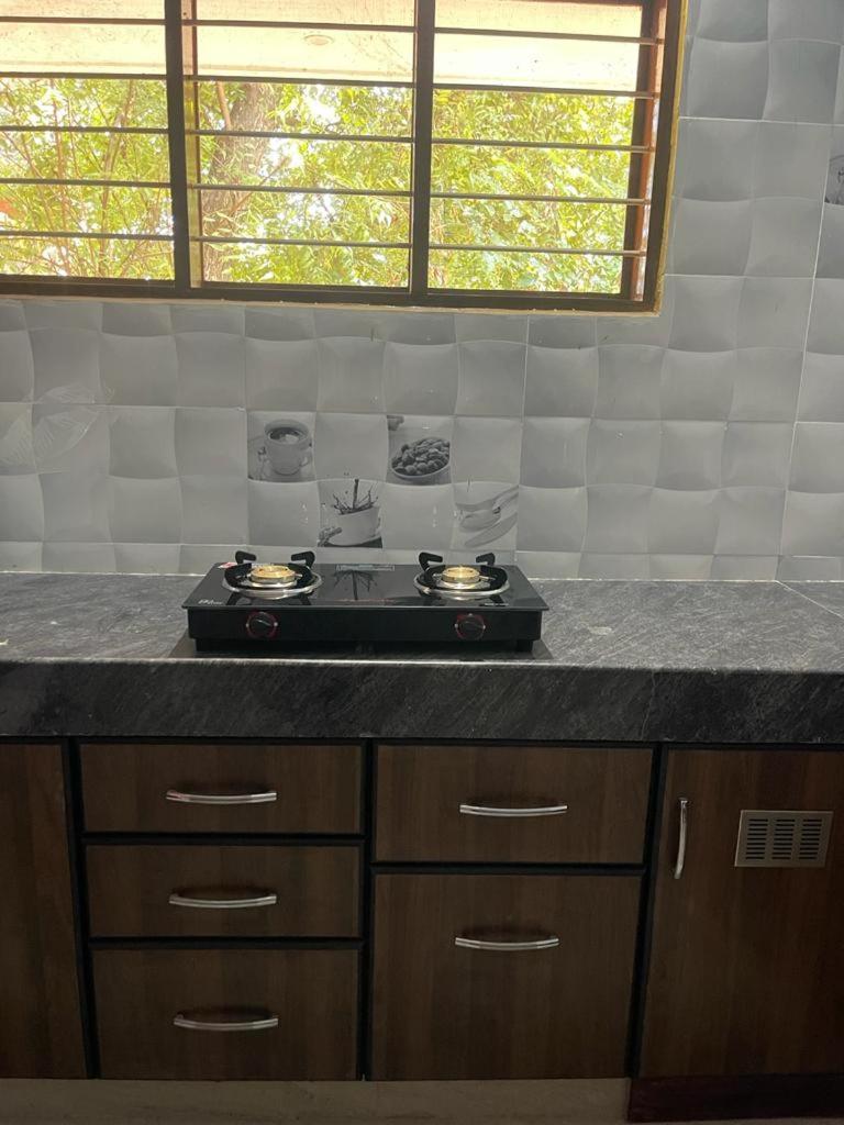 RIVER VIEW HOME STAY SERVICE APARTMENT - Housity