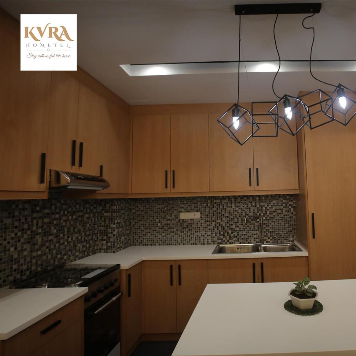KVRA Hometel - Housity