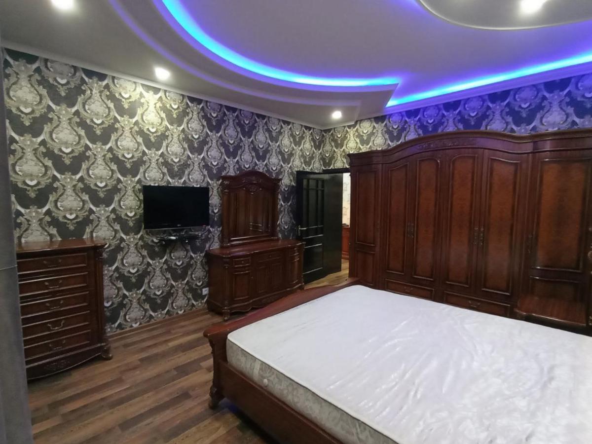 Apartment at Shota Rustaveli str - Housity
