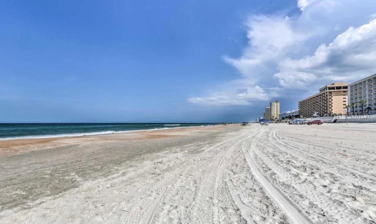 Daytona Beach Resort - Housity