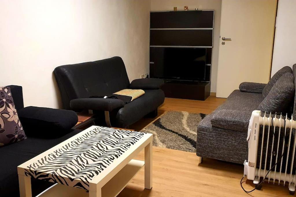 Willkommen in Würzburg اهلا بكم فى Willcome - Housity