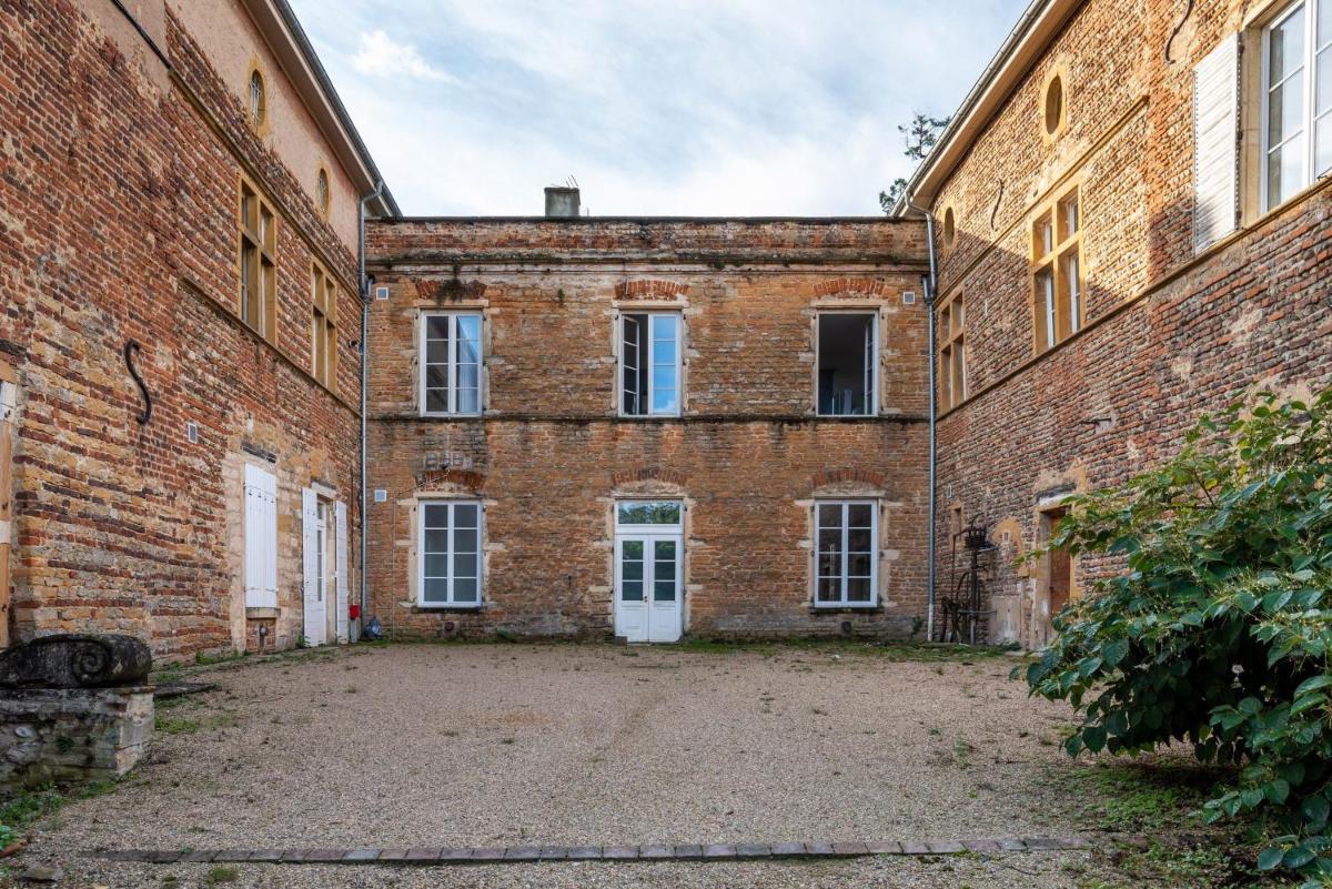 Appartement Vianney au Château d'Ars - Housity