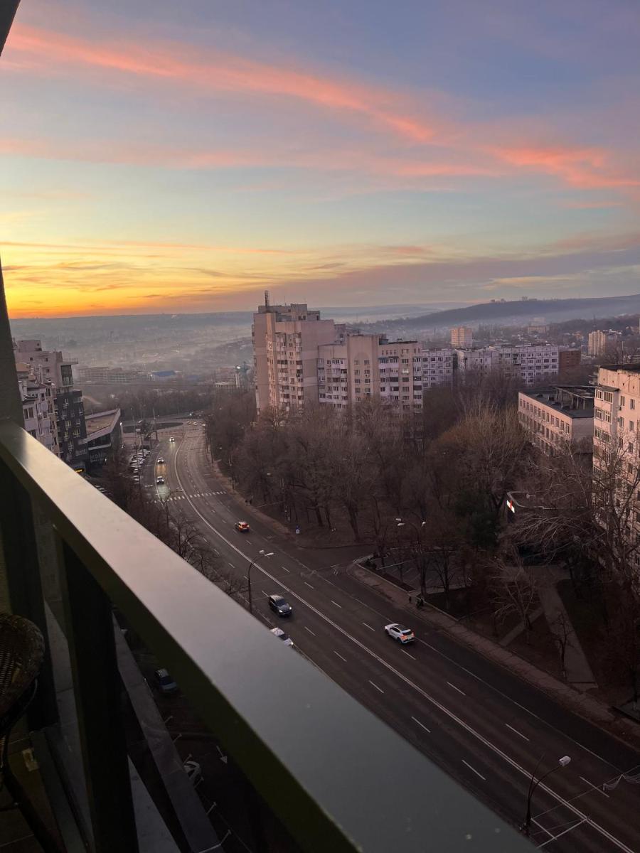 Oasis Luxury Apartments - Housity