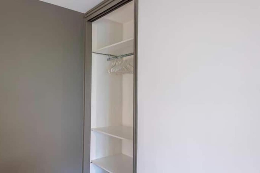 joli appartement avec balcon proximité lac - Housity