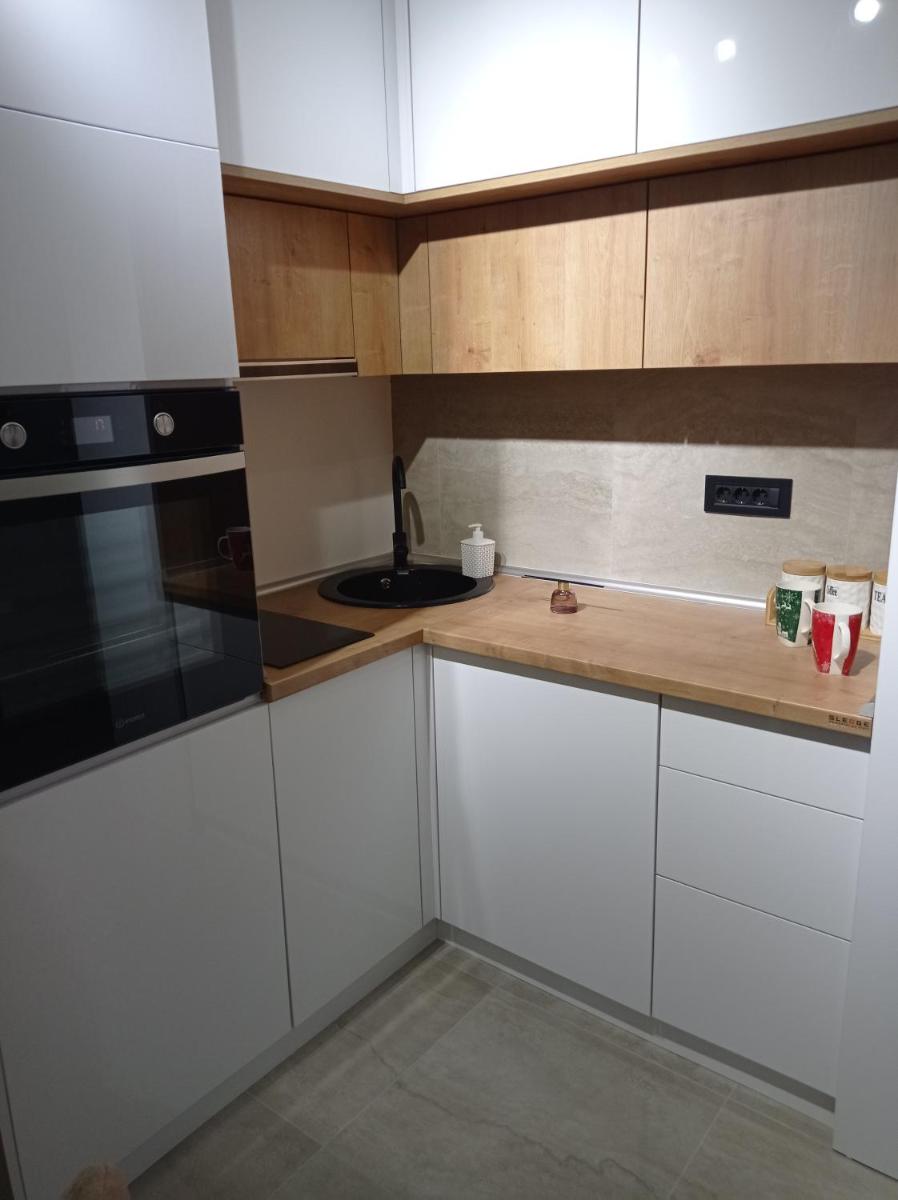Srebrni vrhovi apartman bela carolina - Housity