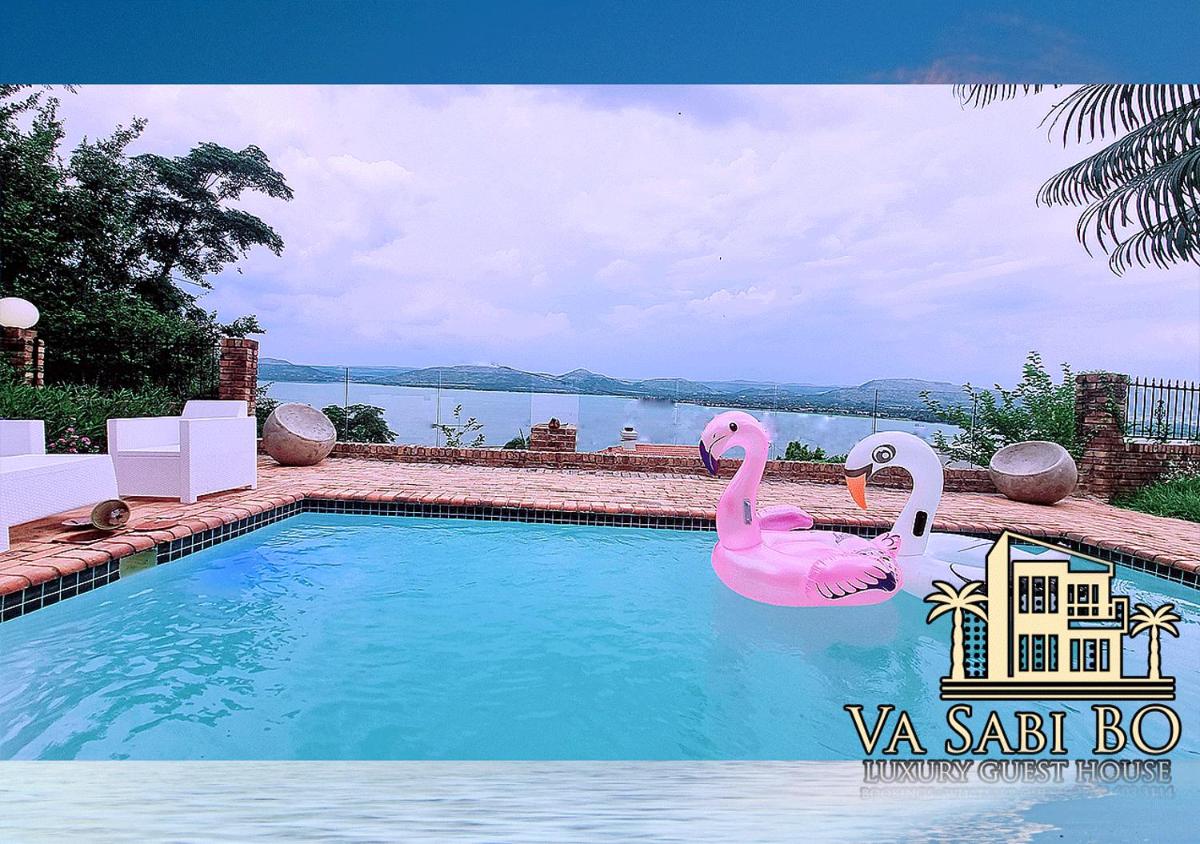 Suitetrails - Va sabi bo, luxury family living in Hartbeespoort Dam