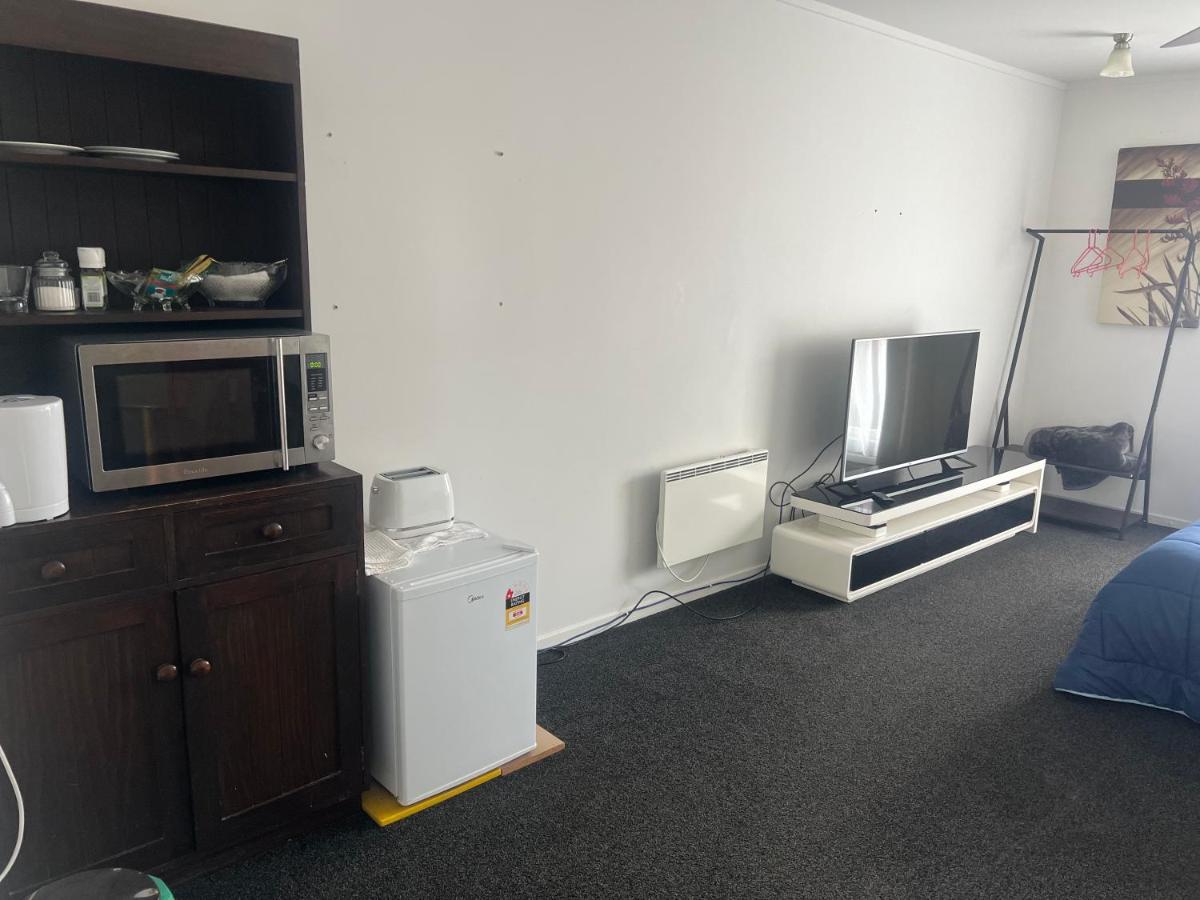 K&R Orewa homestay - Housity