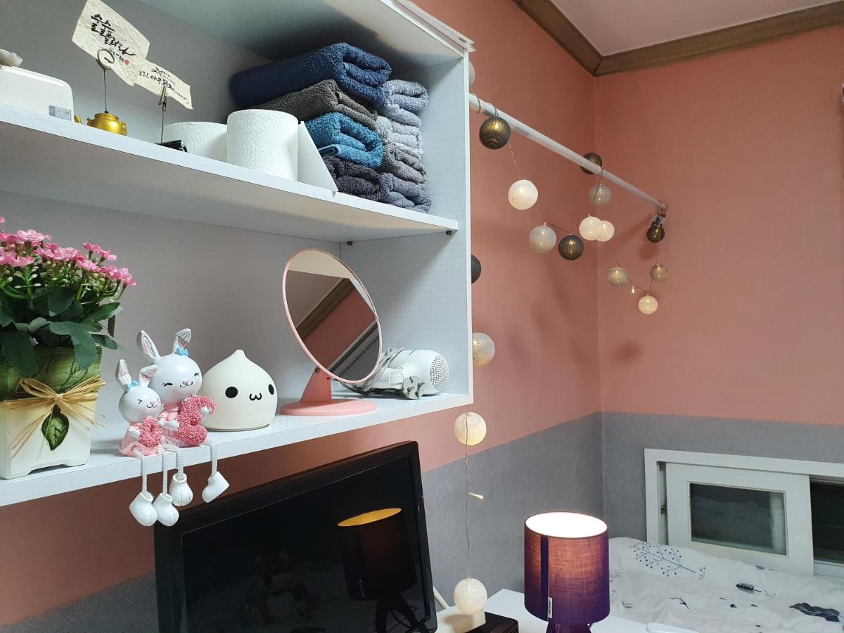 Changwon Comodo House - Housity