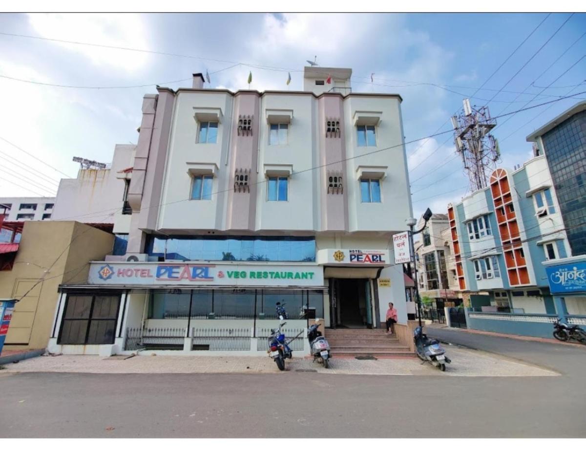 Hotel Pearl,Indore - Housity