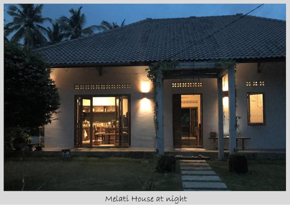 Melati House Batukaras - Housity