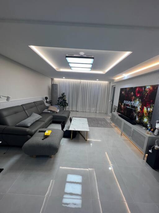 Cozy Space with Modern Interior in Hwaseong - Housity
