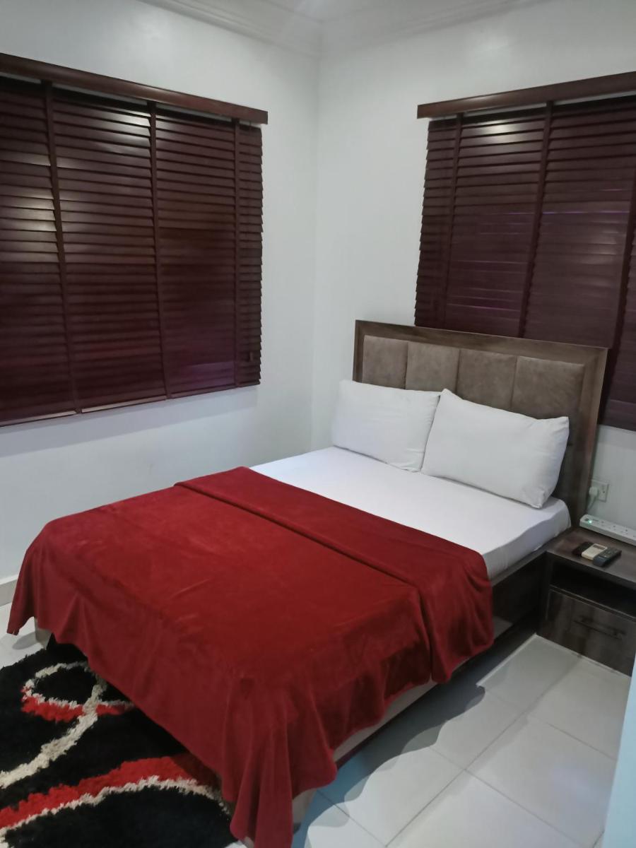 Renzo Residence - Housity