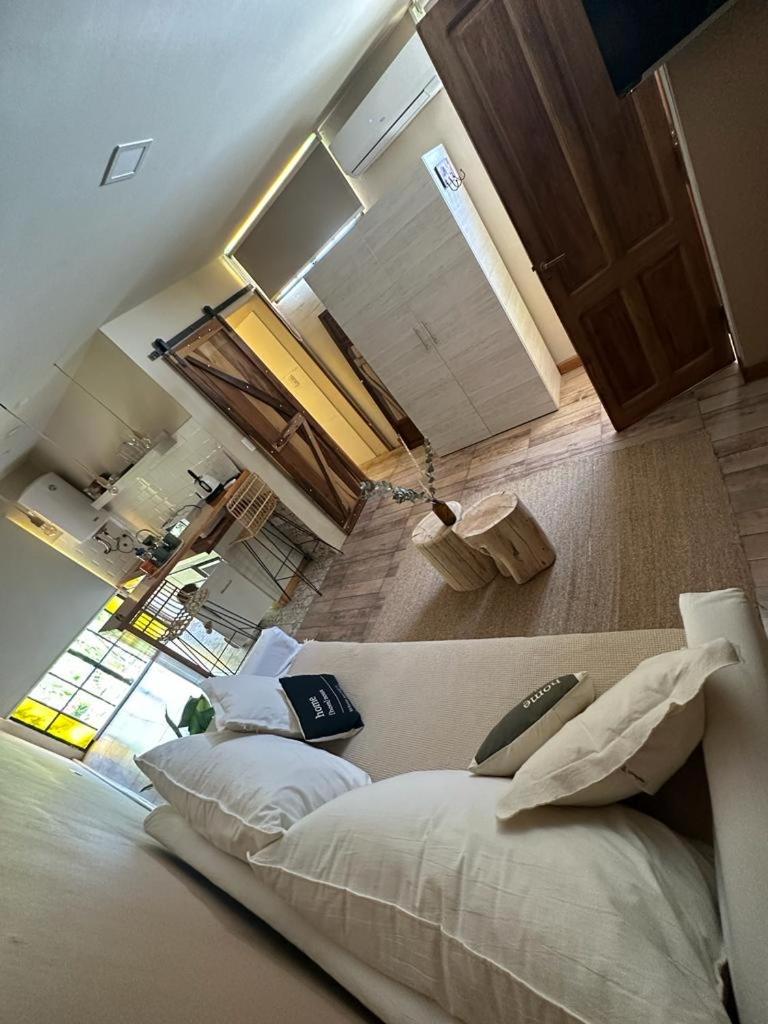 Tanah Loft - - Housity