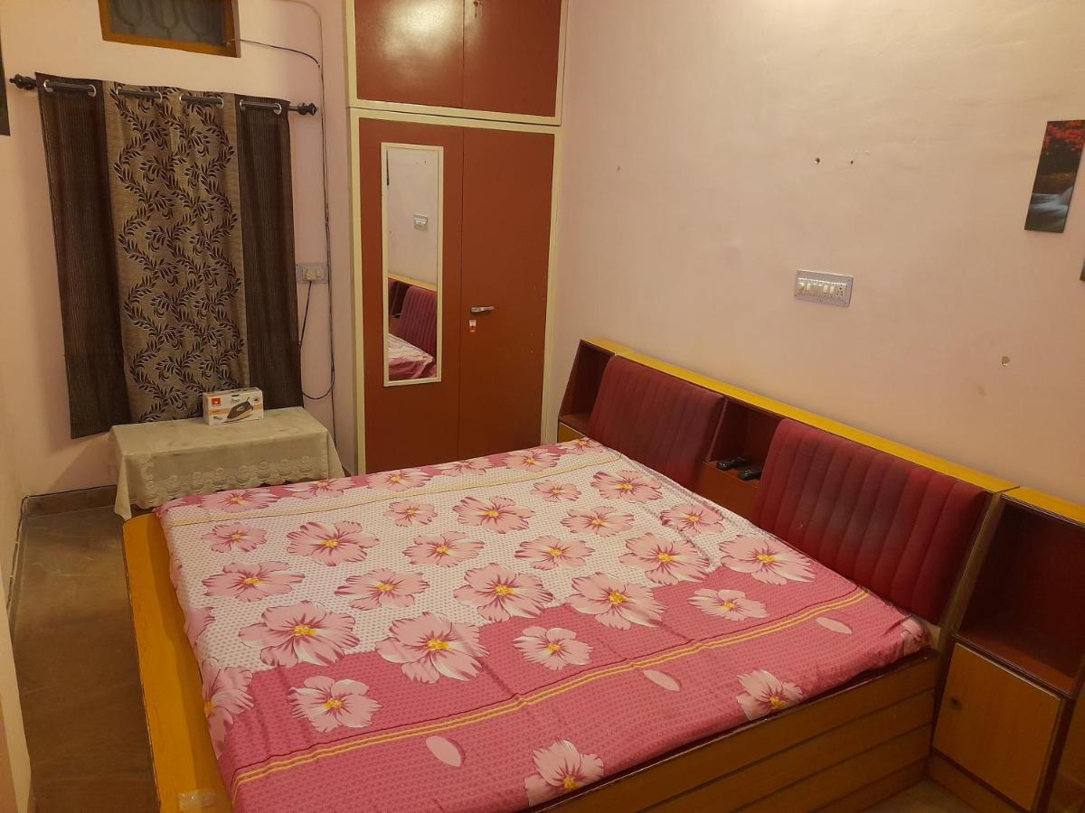 A Luxury Villa Homestay with private kitchen By Premier Hotels - Housity