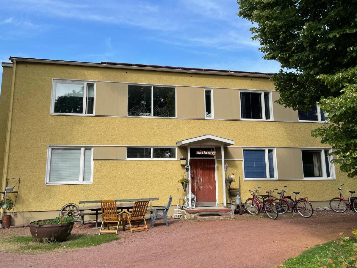 Saltvik Bed & Breakfast - Housity