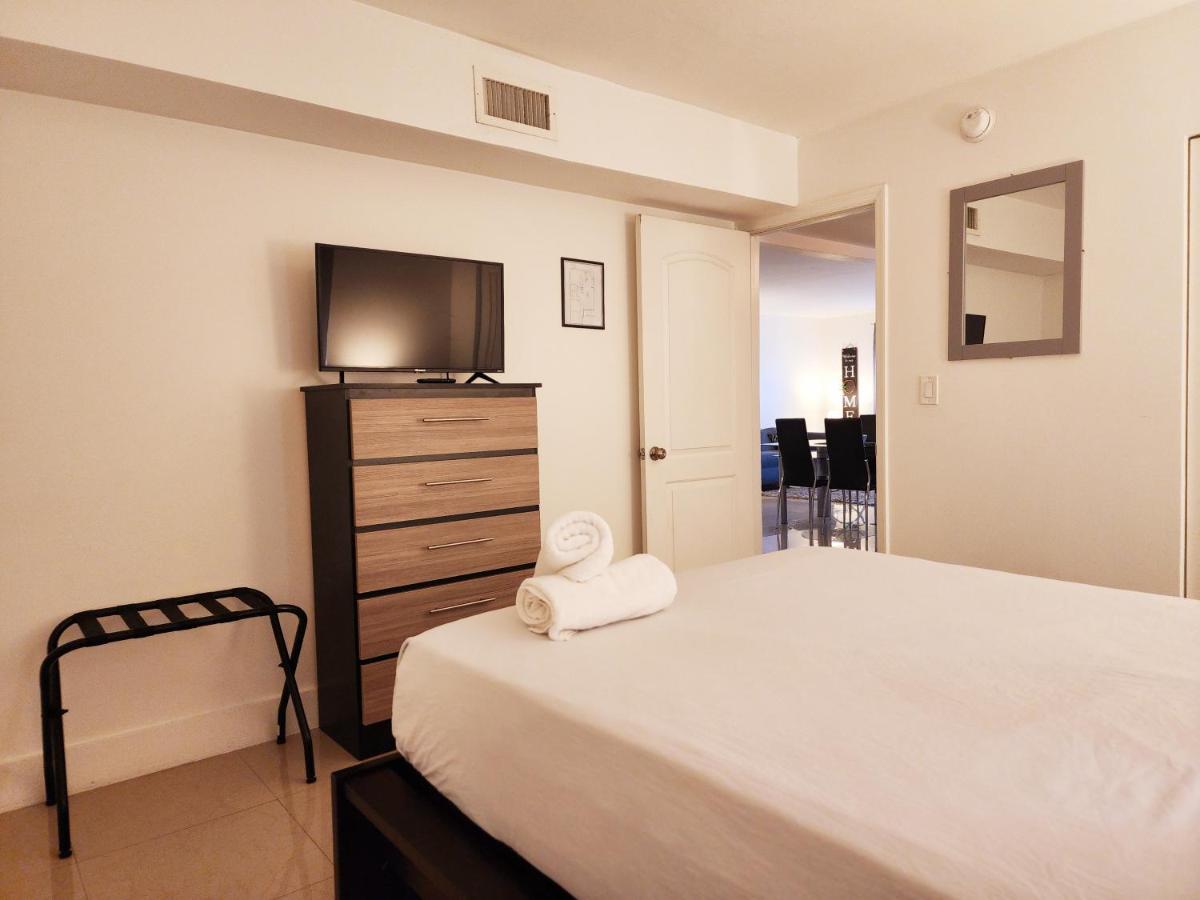 Suitetrails - B1 - Endless Summer Vacation Rentals - Modern Comfort Year Round