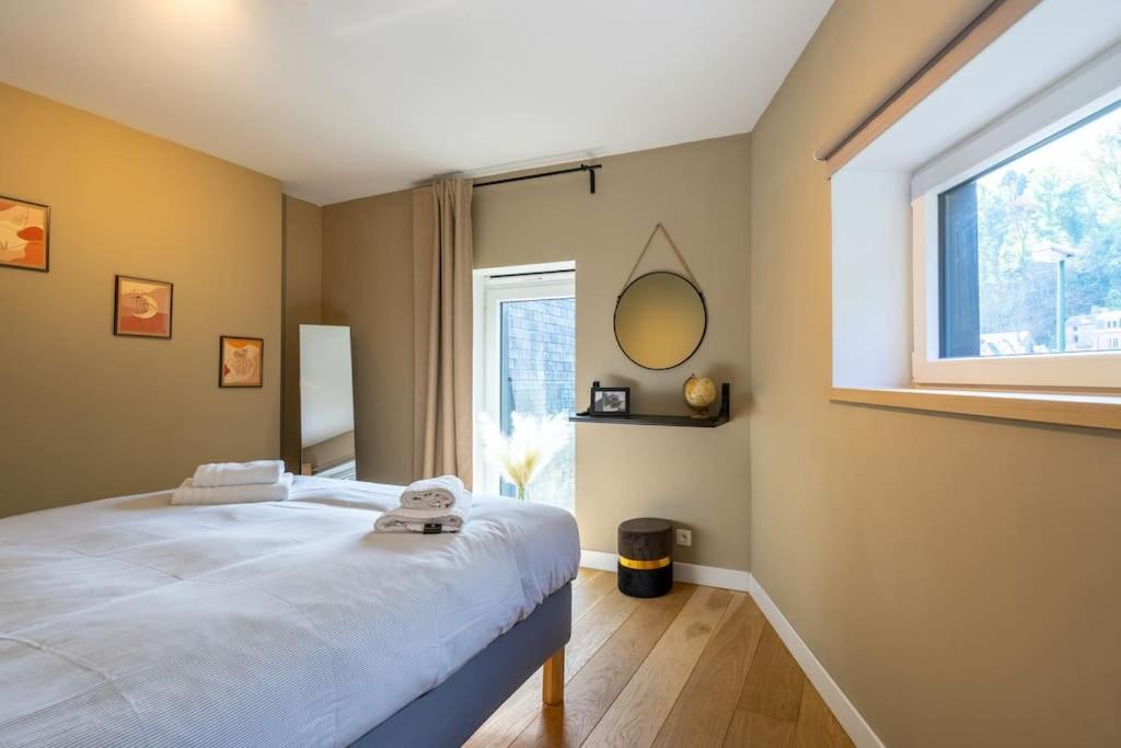 Le Comble Amoureux - Housity