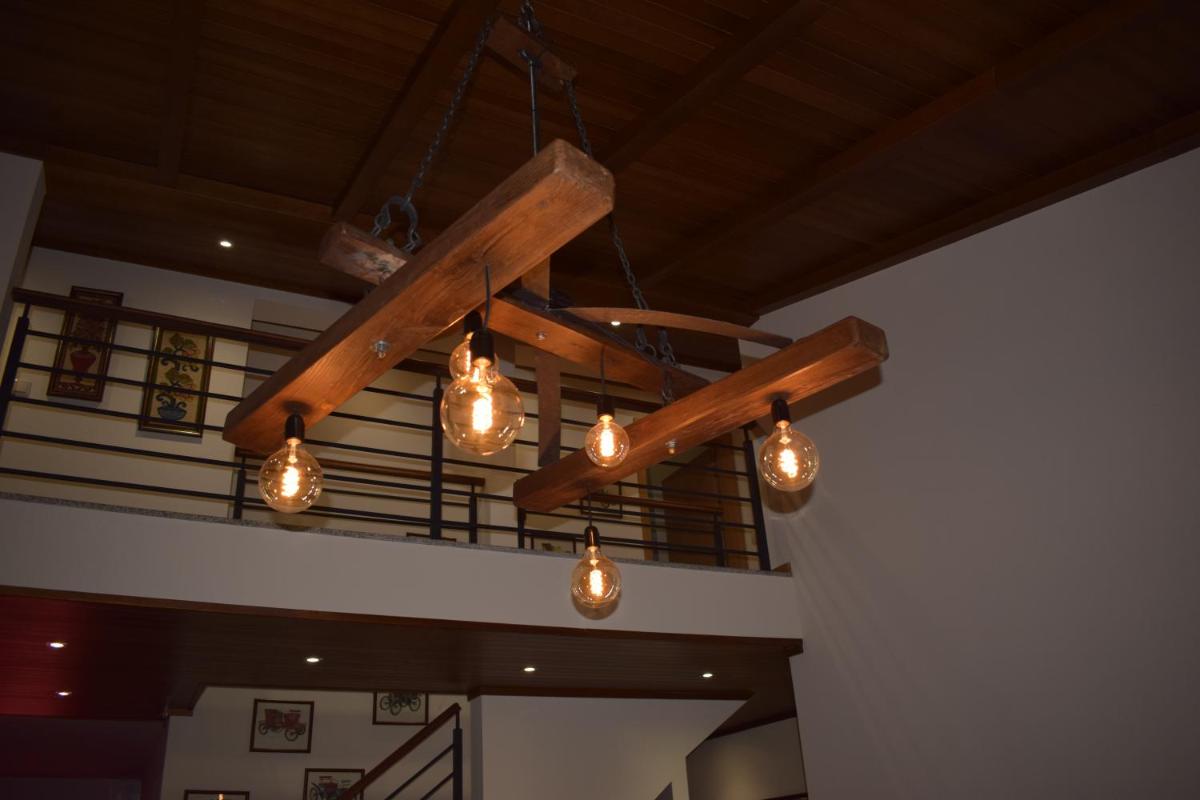 Afonsos House & Rooms - Housity