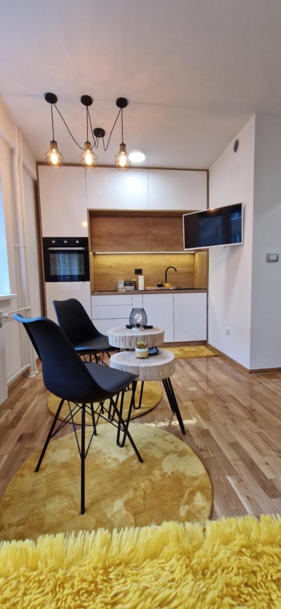 Apartment GOLD STAR - Housity