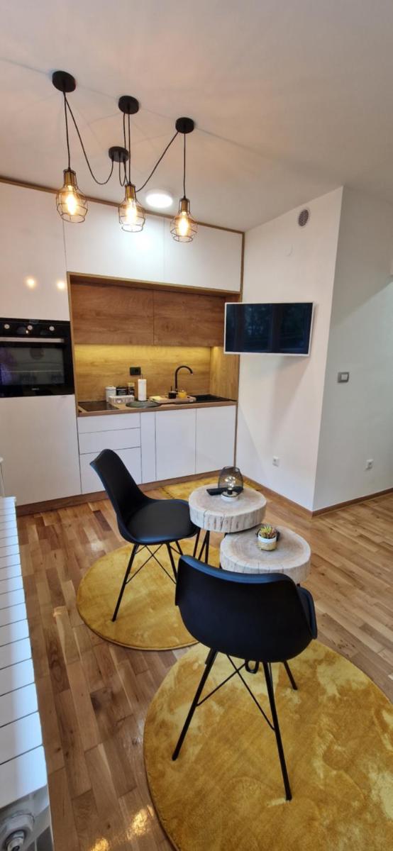 Apartment GOLD STAR - Housity