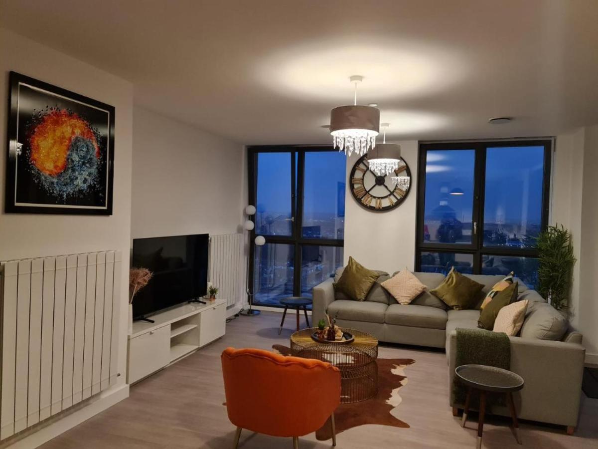 Spacious Luxury London City View - Housity