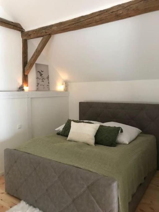 Ferienhaus „uff‘m Woikeller“ - Housity