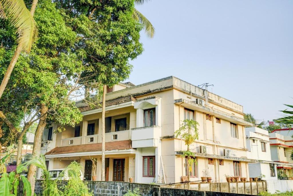 Shalom Palace - Housity