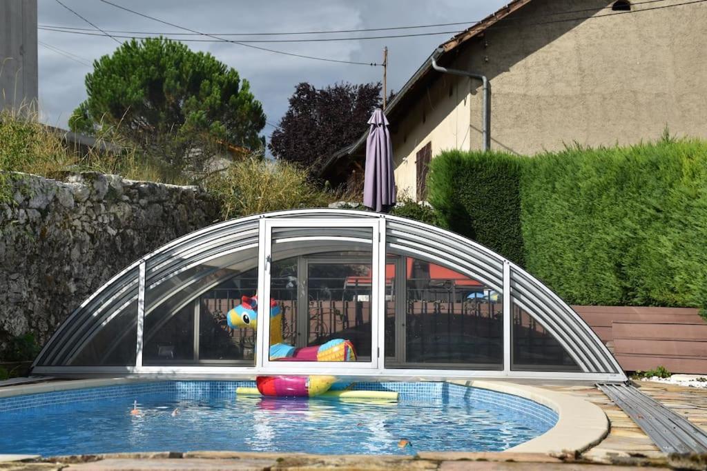 Maison Paul & Romy, Magnifique ferme savoyarde - Housity