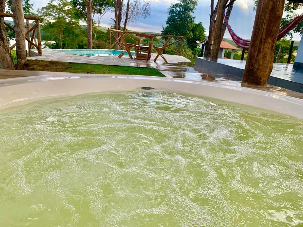 Casa com Jacuzzi Charme Corumbá - Housity