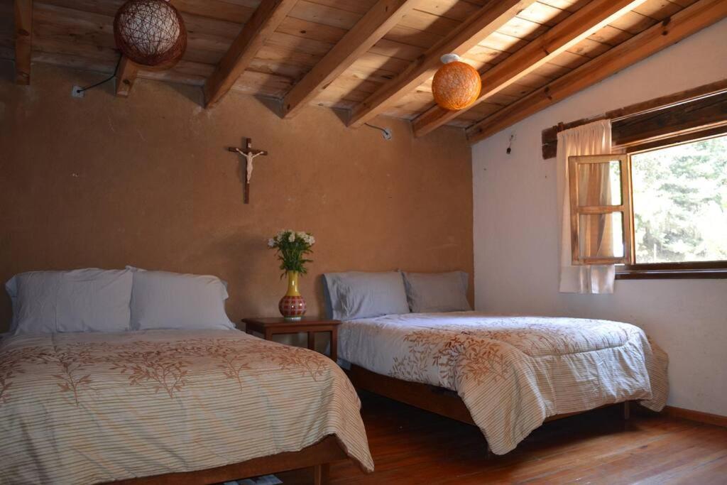 Cabaña, entre el Oro Edo. Méx. y Tlalpujahua, Mich - Housity