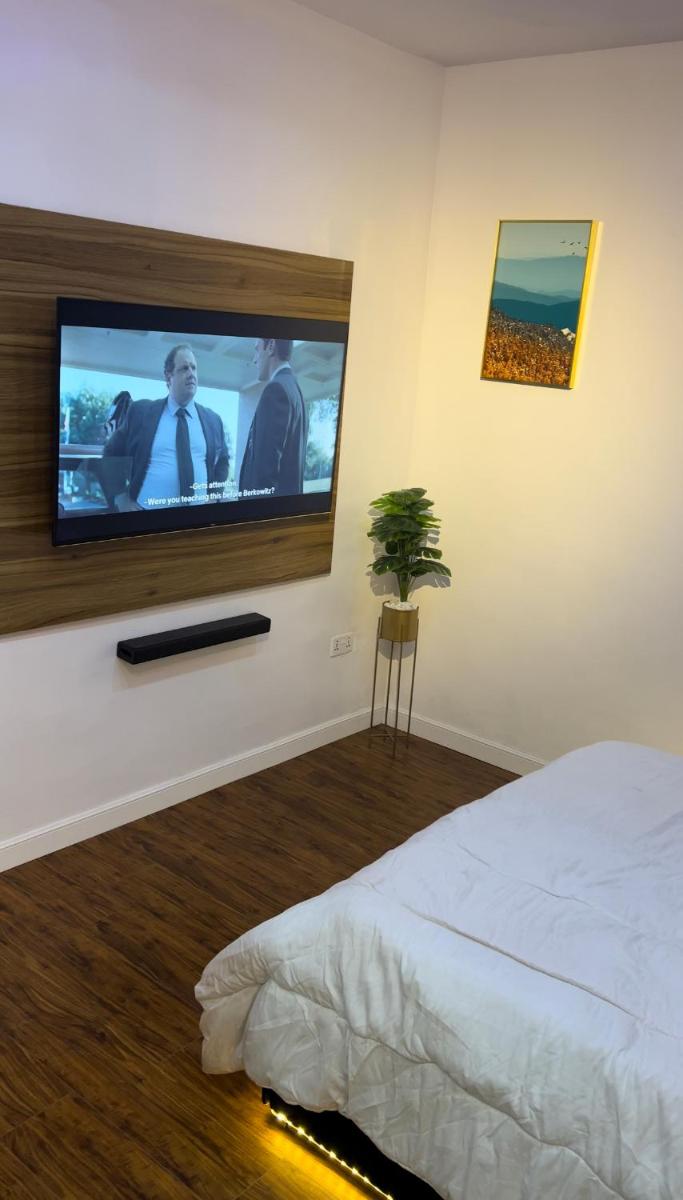 Lustro serviced Apartment - central yaba - Housity