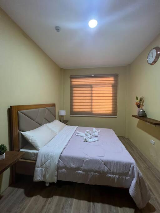 1-Bedroom Unit with Swimming Pool Near Clark Pampanga - Housity