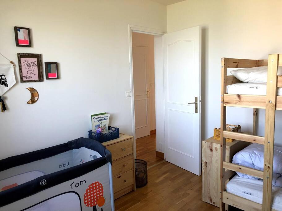 Grande maison chaleureuse avec vue mer imprenable - Housity