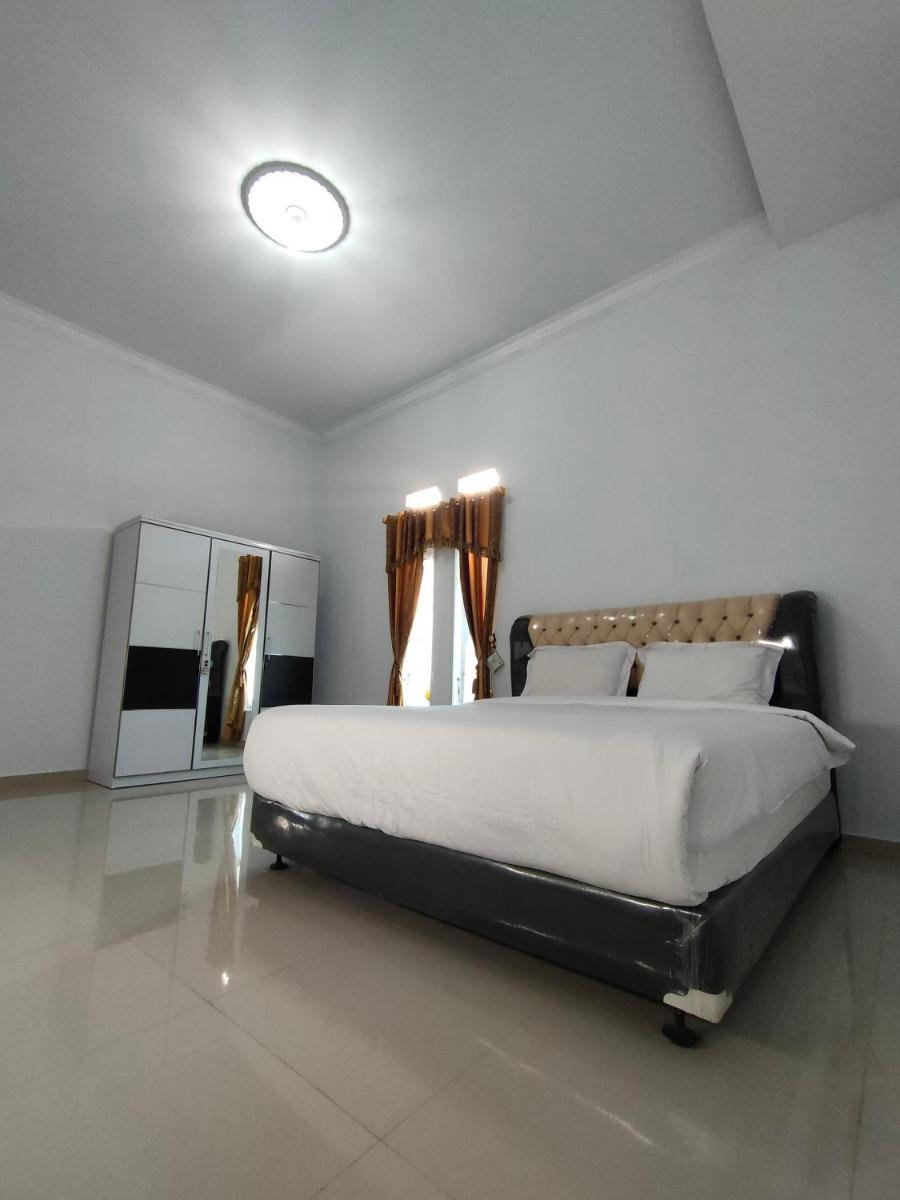 Villa Hayati Bukittinggi - Housity