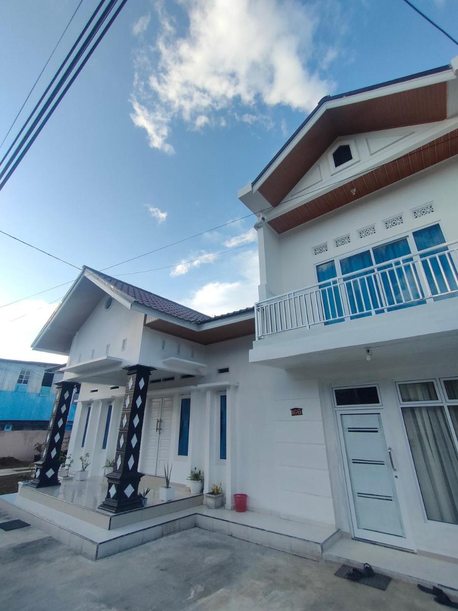 Villa Hayati Bukittinggi - Housity