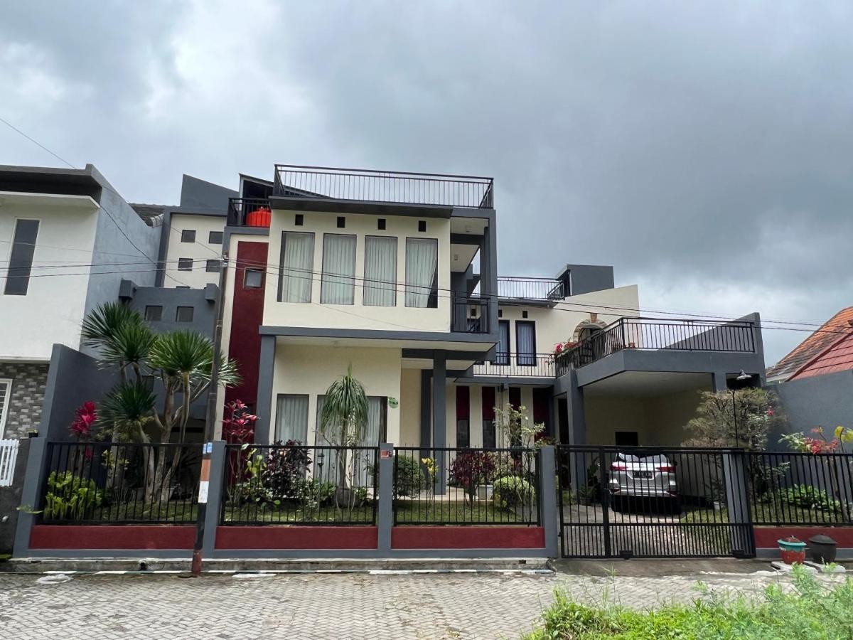 Sudji's House - Hizvo