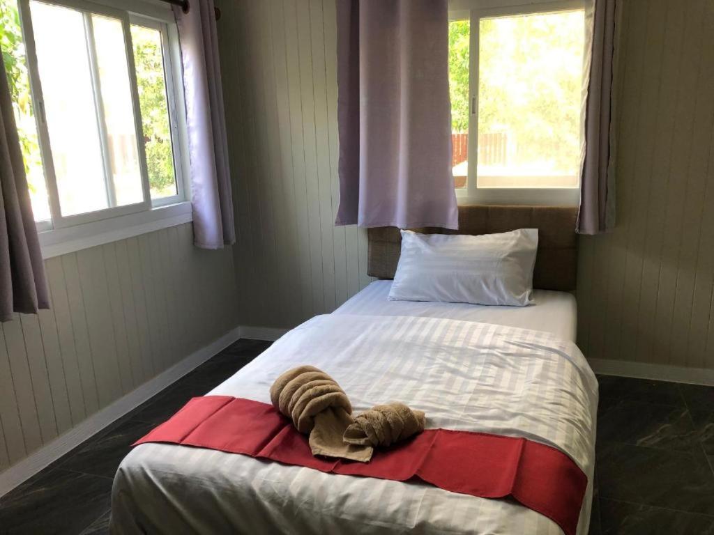 Sukanya Guesthouse - Housity