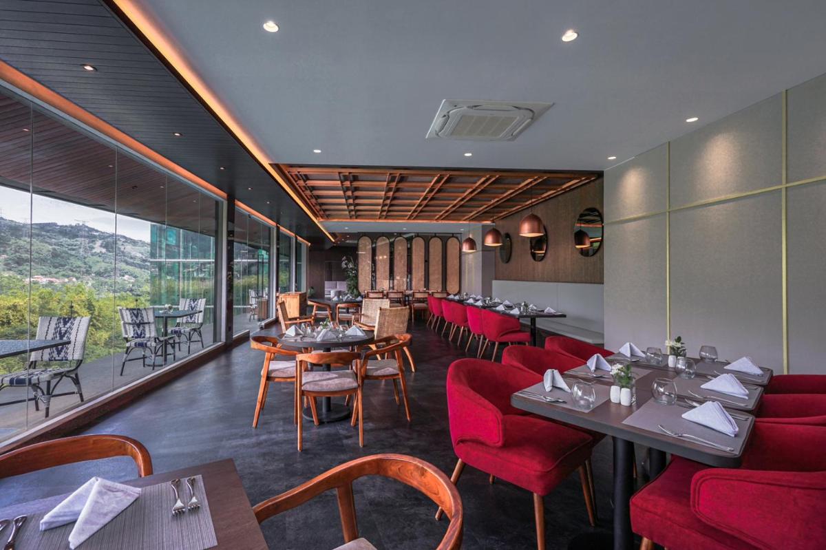 Forest Hills Hotel Ciwidey - Hizvo
