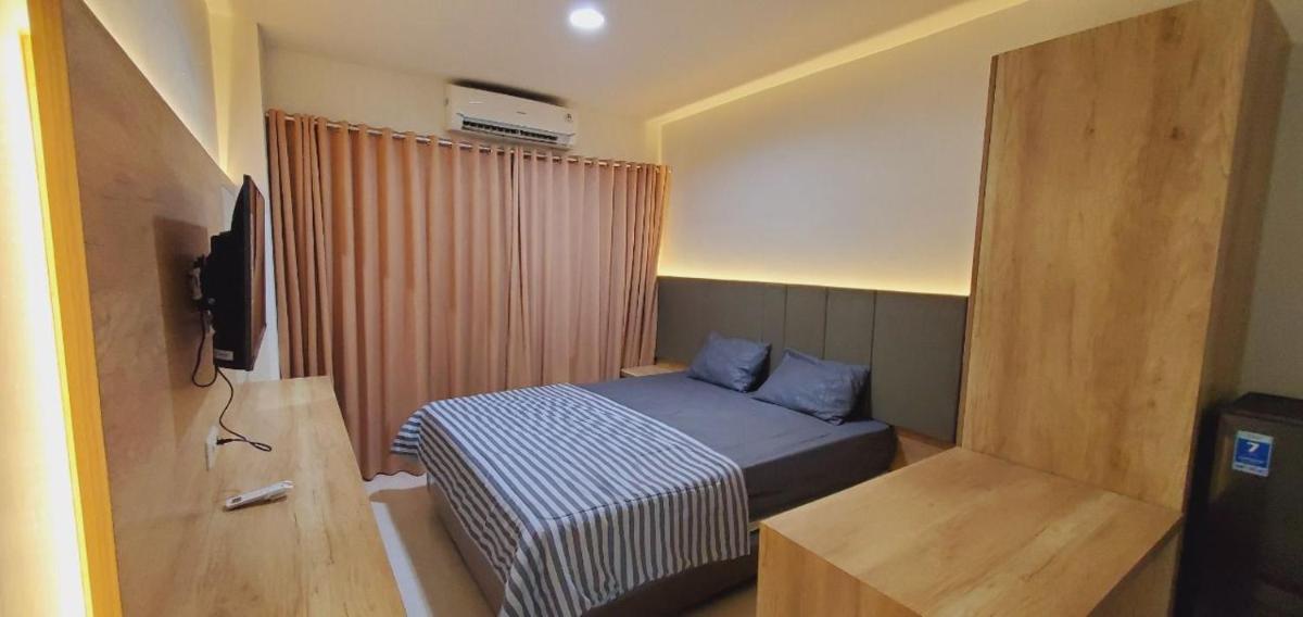 Ozan Chandra - Housity