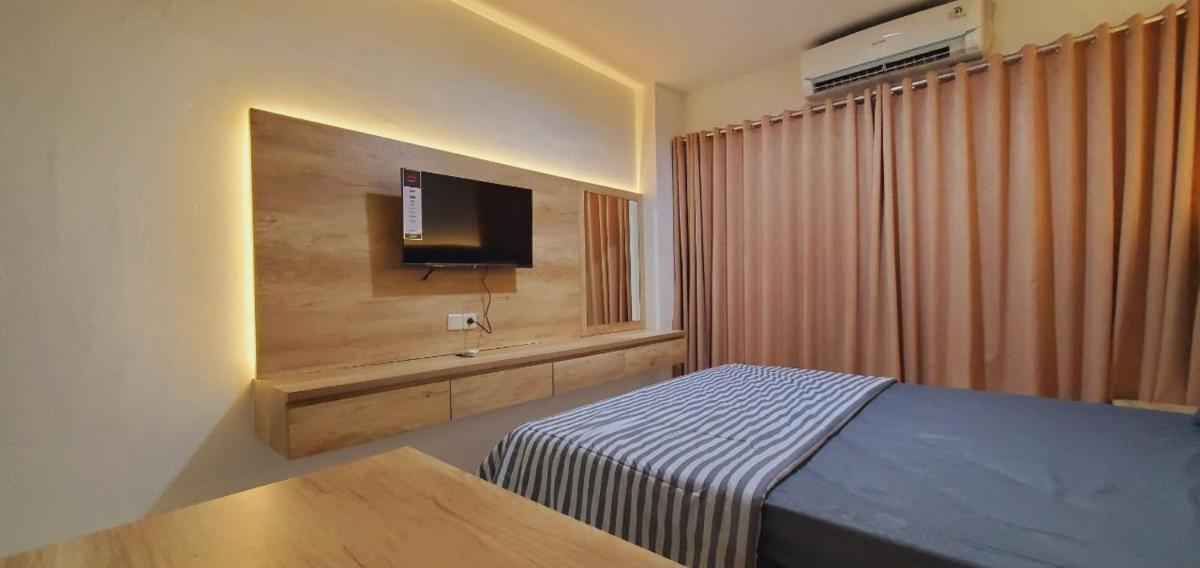 Ozan Chandra - Housity