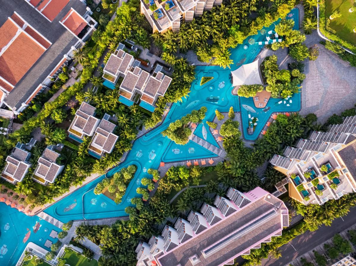 Premier Residences Phu Quoc Emerald Bay Managed by Accor - Housity
