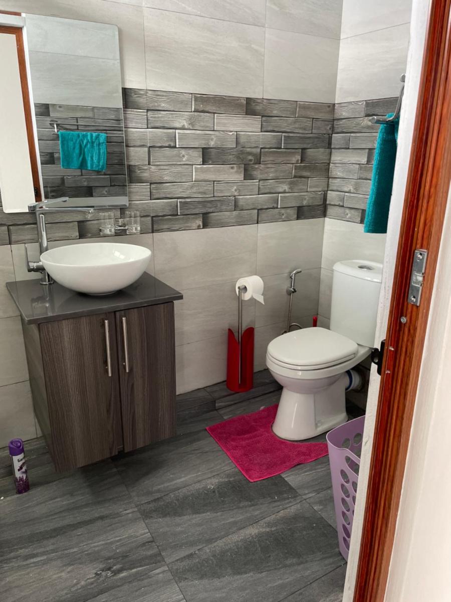 Suitetrails - Newly Renovated Appartment at Vacoas!