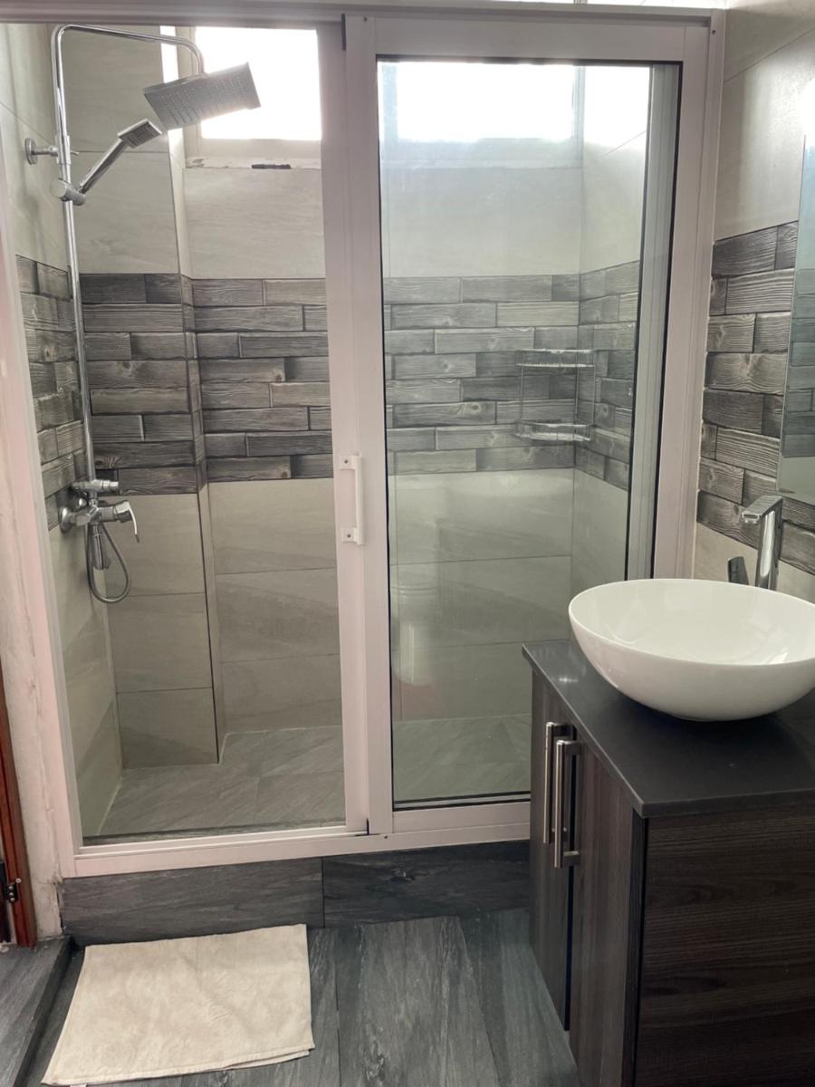 Suitetrails - Newly Renovated Appartment at Vacoas!