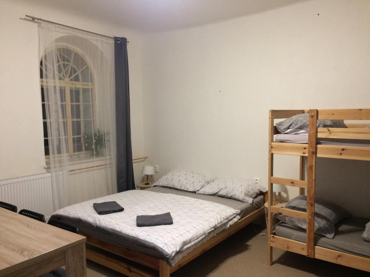 UBYTOVÁNÍ u BRABANTÍKA - Housity