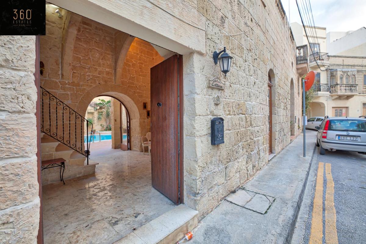 A Wonderful retreat VILLA with private POOL & BBQ by 360 Estates - Housity