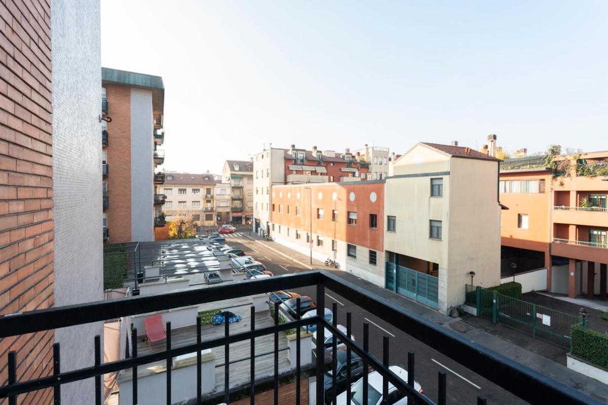 Modern House Dergano a 150 metri Metro - Housity