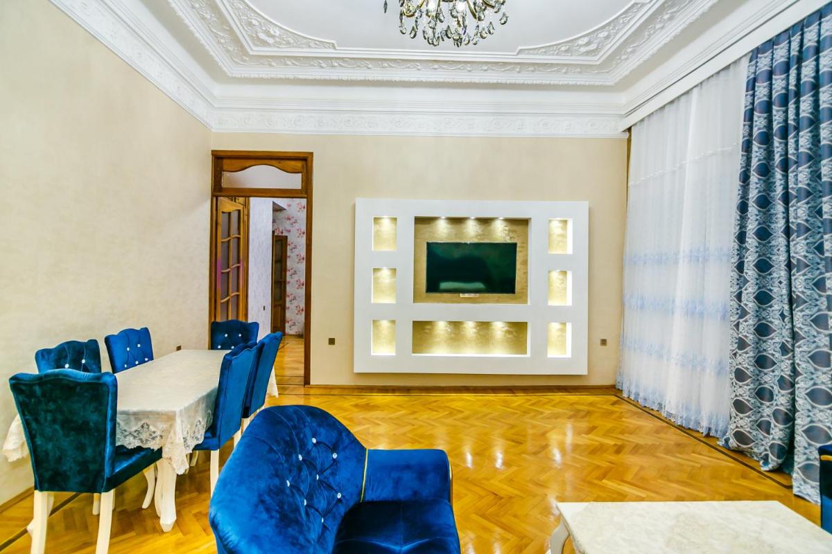 Hezi Aslanov house in CITY CENTRE - Housity