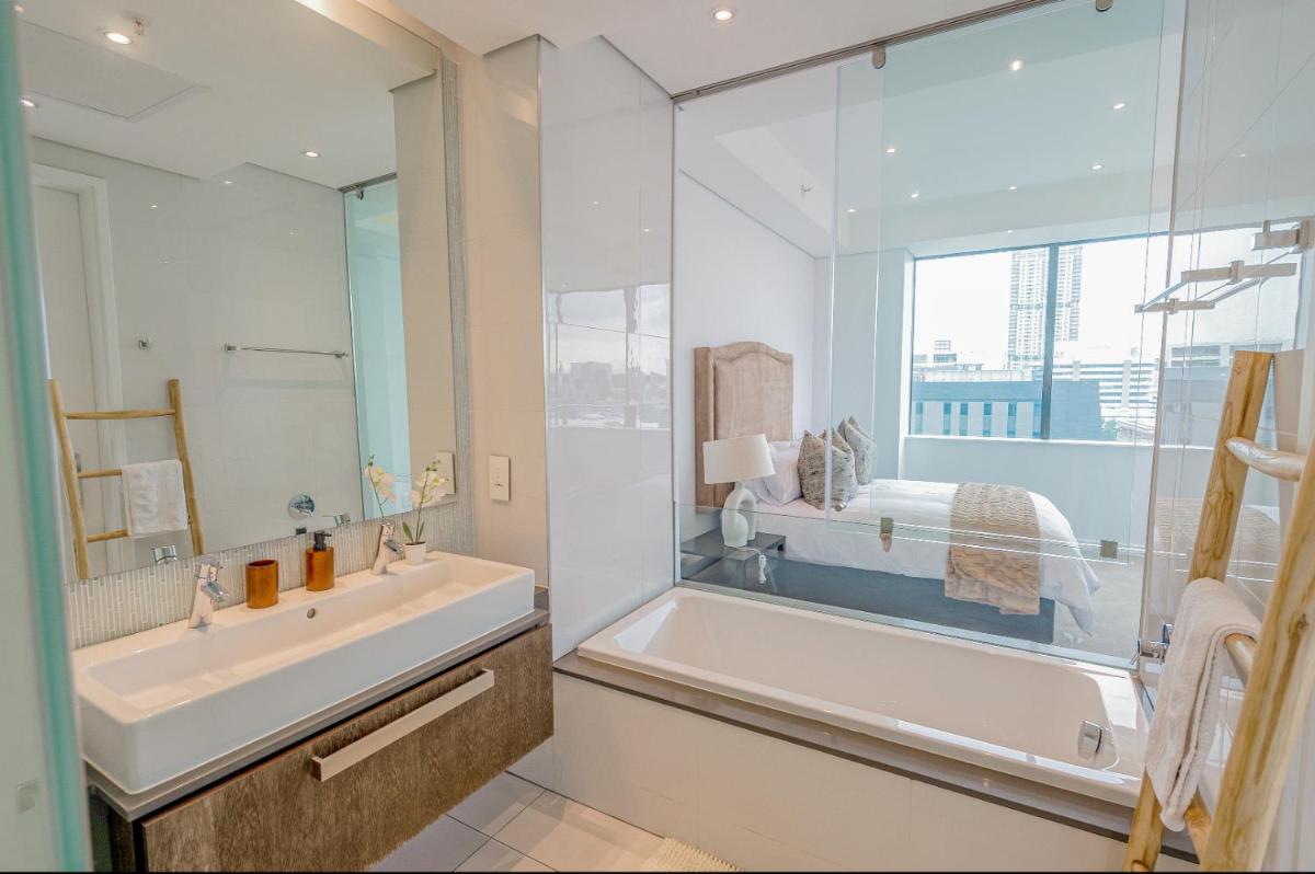Urban Oasis Apartments at Sandton Skye - Hizvo