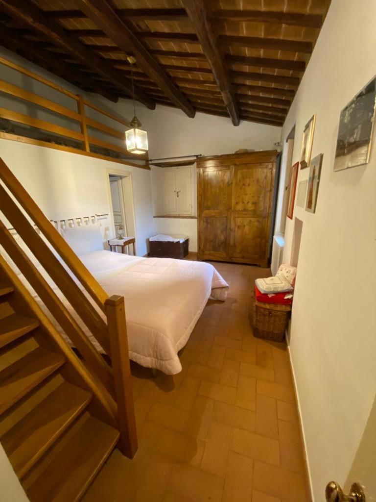 Rubbiano House - Housity